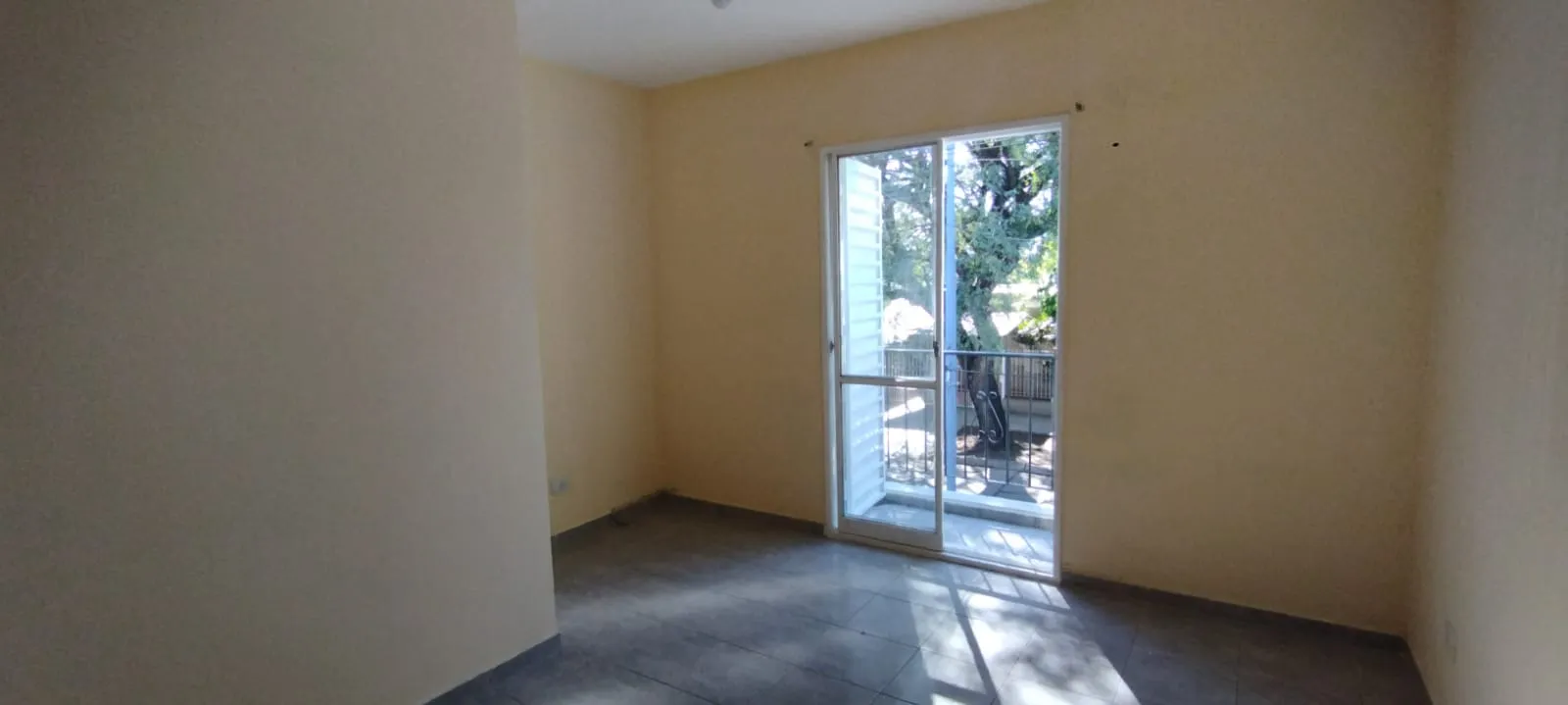 EXCELENTE DUPLEX DOS DORMITORIOS. Bº LOS PARAISOS.