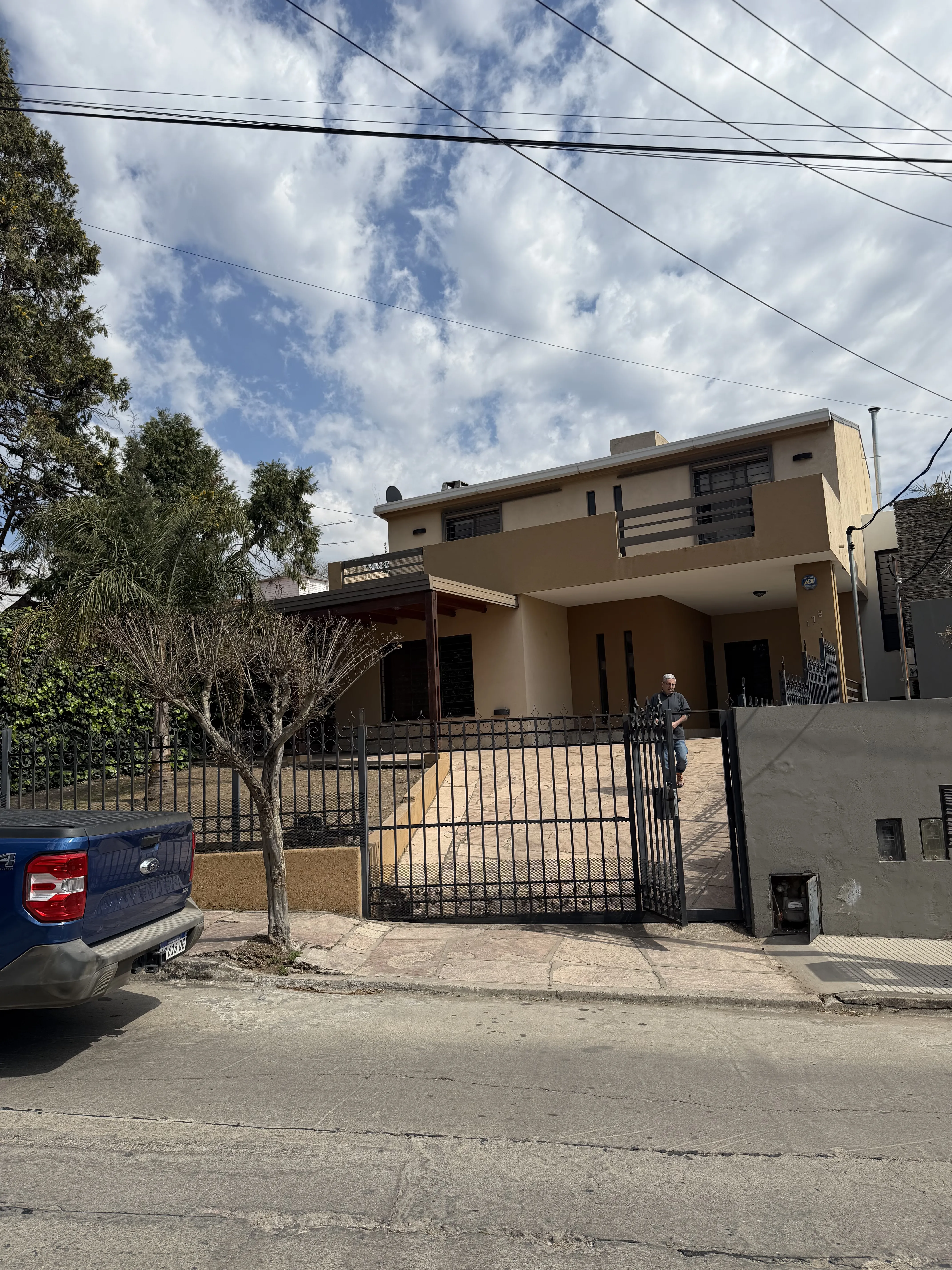 ALQUILER ANUAL LINDO CHALET 3 DORM. C/PILETA B* BECCIU CERCA DEL CENTRO DE VILLA CARLOS PAZ