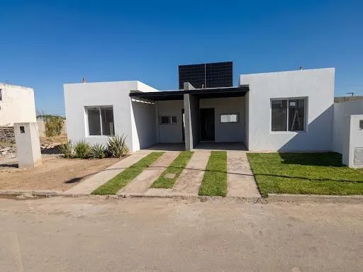 VENTA  CASA 2 DORMITORIOS CON PILETA EN BARRIO NORTE