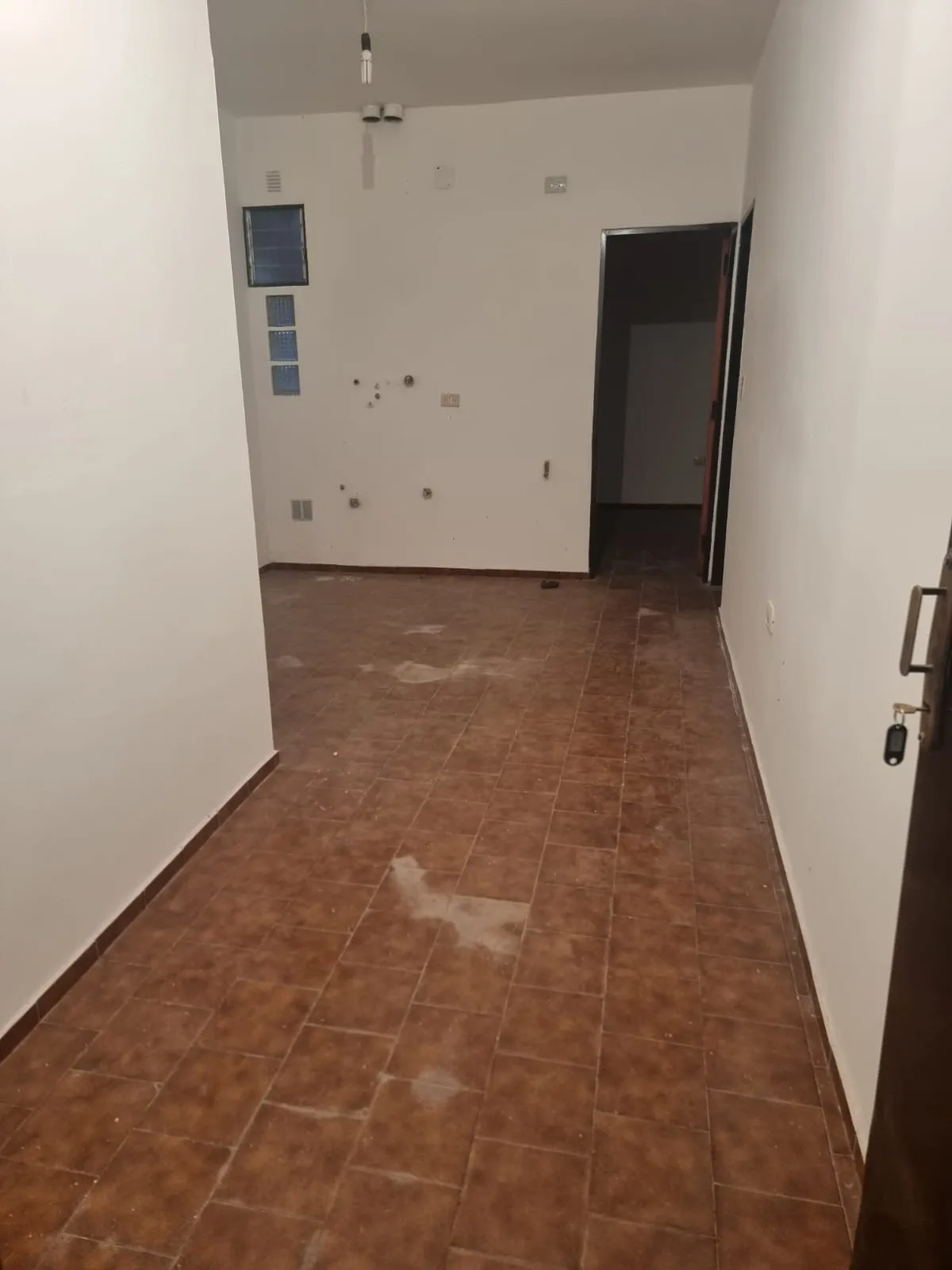 ALQUILER - OFICINA/CONSULTORIO/DEPOSITO - B° PROVIDNECIA