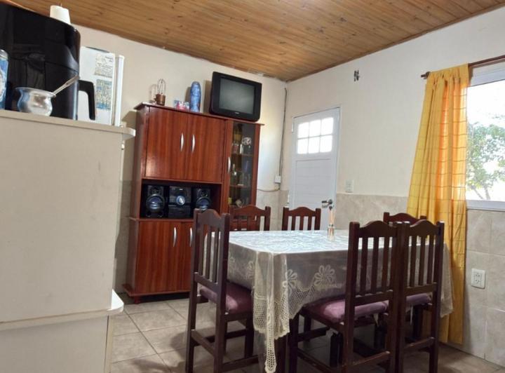 Casa · 65m² · 4 Ambientes · 1 Cochera