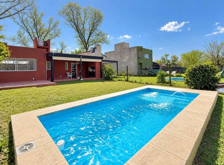 Casa · 125m² · 4 Ambientes · 1 Cochera