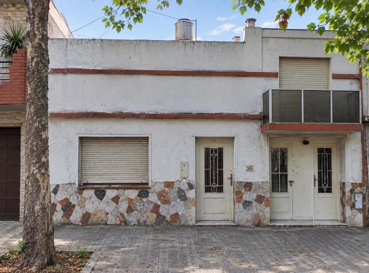 Casa · 166m² · 5 Ambientes · 1 Cochera