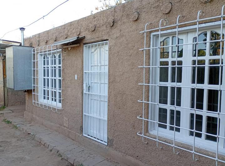 Casa · 35m² · 2 Ambientes · 1 Cochera