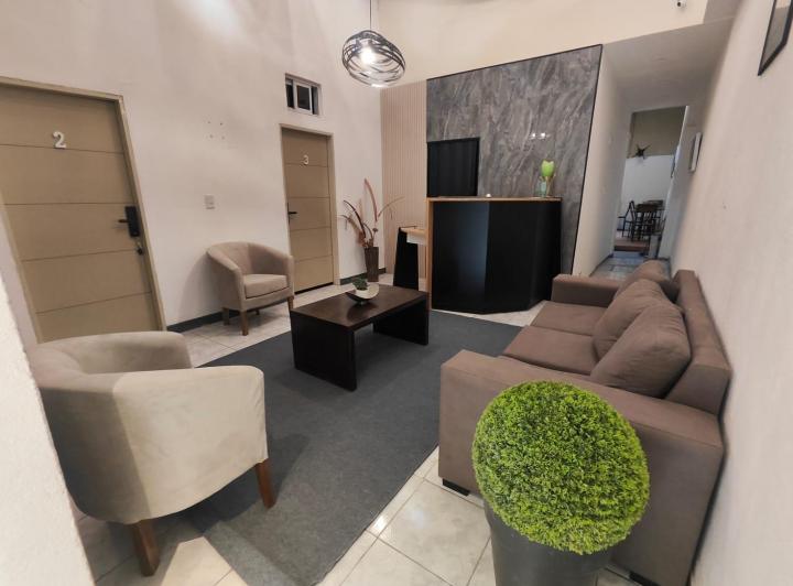 Local comercial · 240m² · 14 Ambientes