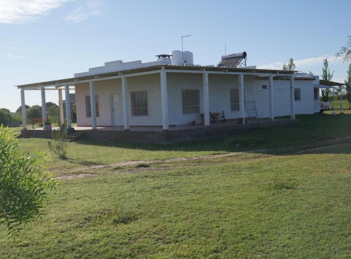Casa · 190m² · 6 Ambientes · 2 Cocheras