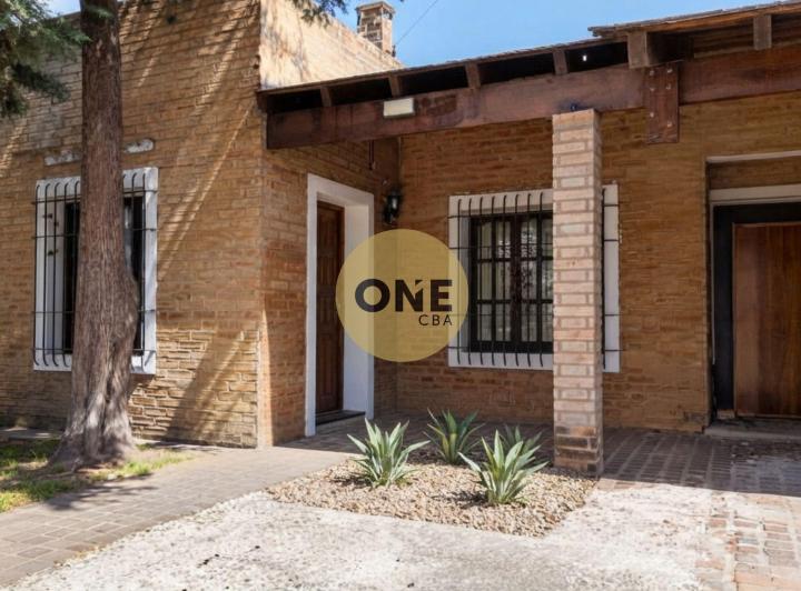 Casa · 180m² · 6 Ambientes · 1 Cochera