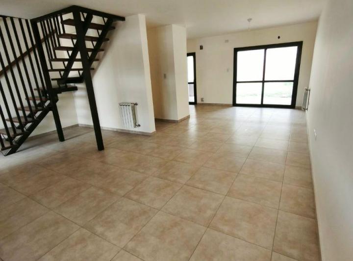 PH · 140m² · 5 Ambientes · 2 Cocheras