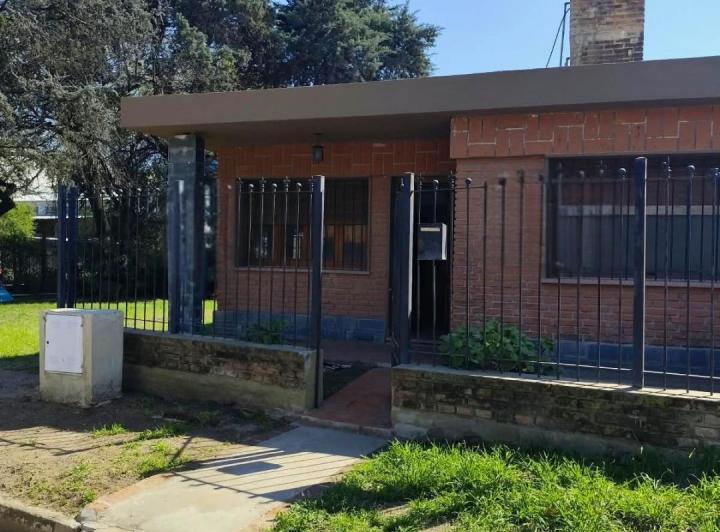 Casa · 80m² · 1 Ambiente · 1 Cochera
