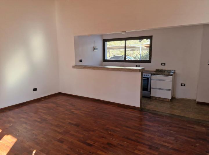 Casa · 100m² · 5 Ambientes · 2 Cocheras
