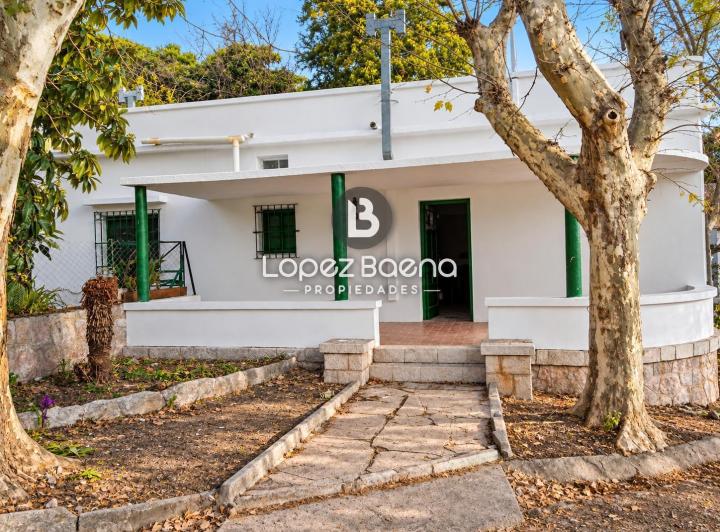 Casa · 280m² · 6 Ambientes