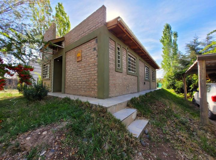 Casa · 100m² · 3 Ambientes · 1 Cochera