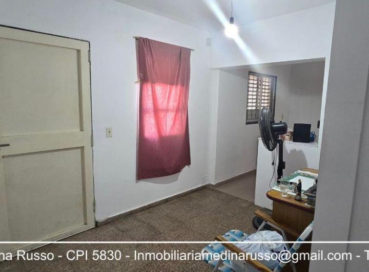Casa · 140m² · 8 Ambientes · 1 Cochera