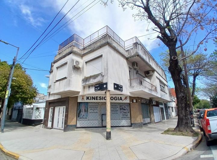 PH · 390m² · 4 Ambientes · 1 Cochera