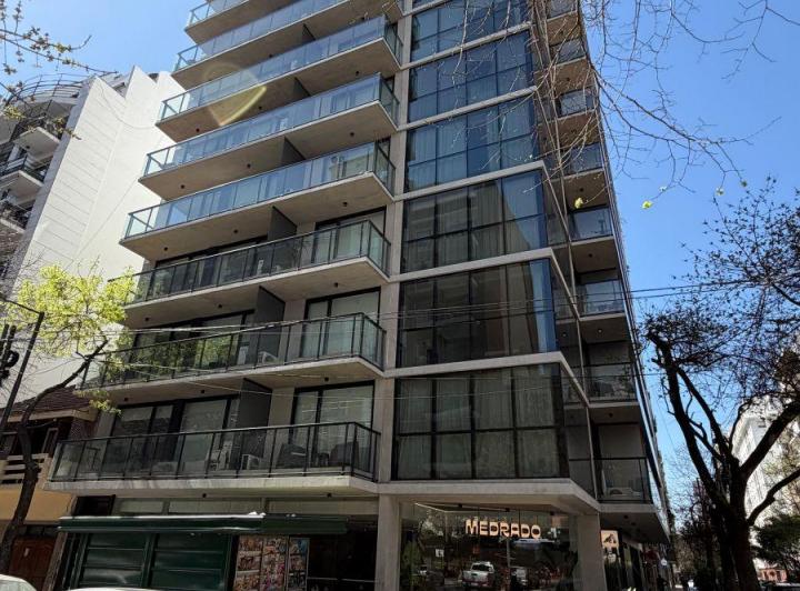 Departamento · 50m² · 2 Ambientes · 1 Cochera