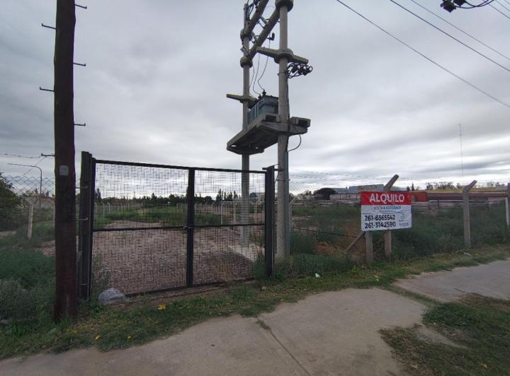 Terreno · 3900m²