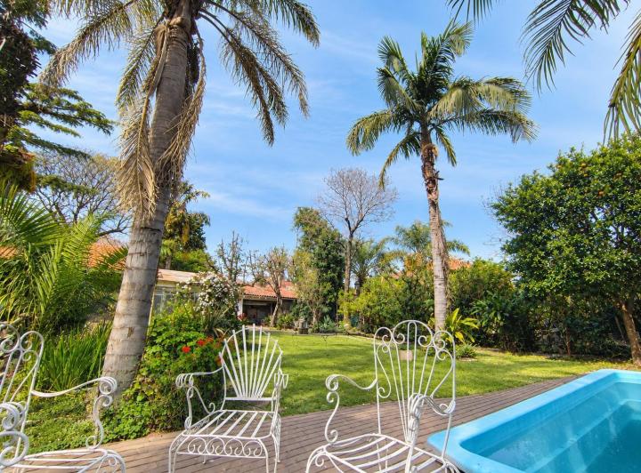 Casa · 348m² · 5 Ambientes · 3 Cocheras