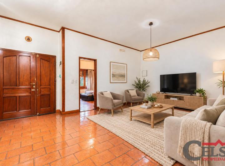 Casa · 150m² · 4 Ambientes · 1 Cochera