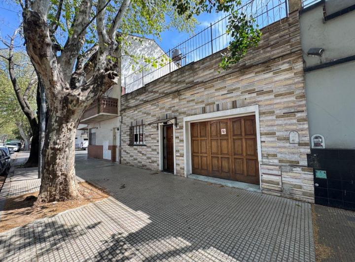 Casa · 115m² · 4 Ambientes · 1 Cochera