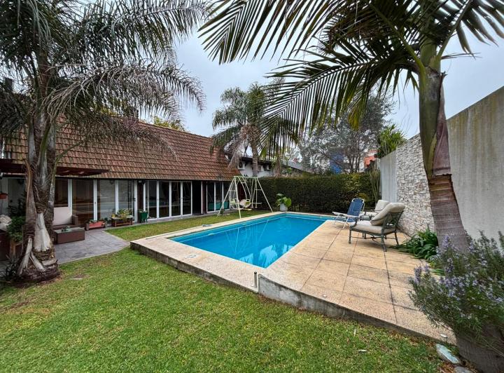 Casa · 1m²