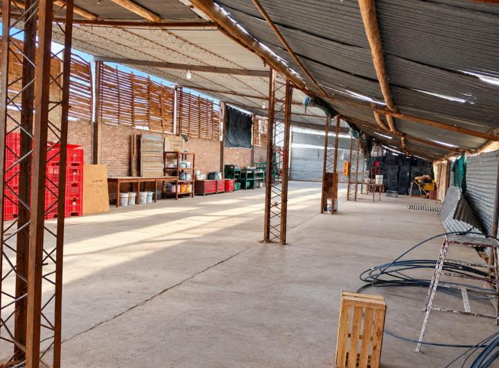 Bodega-Galpón · 582m²