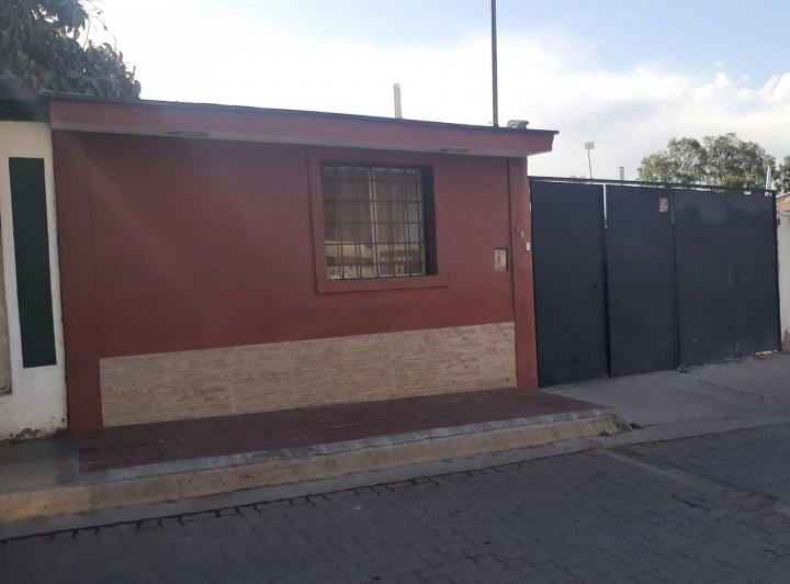 Casa · 90m² · 3 Ambientes · 2 Cocheras