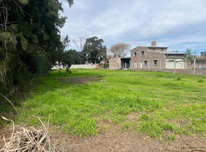 Terreno · 600m²