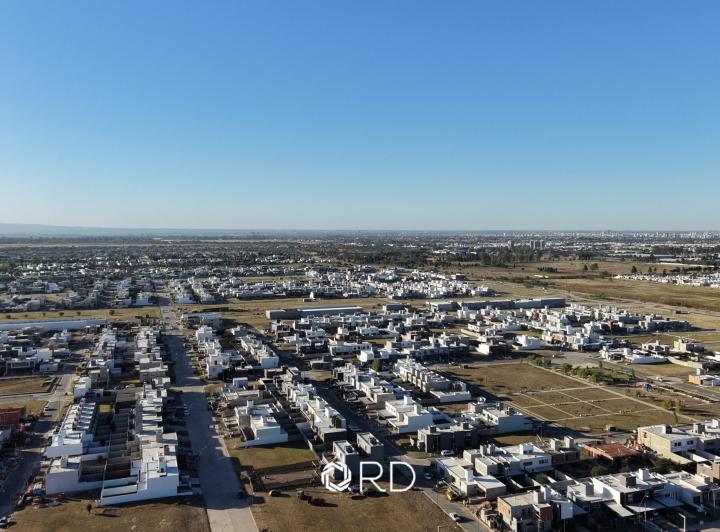 Terreno · 324m²