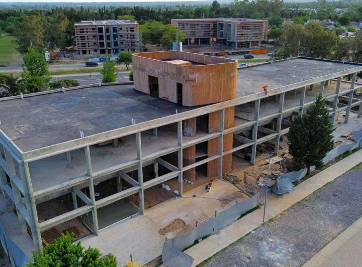 Local comercial · 76m²