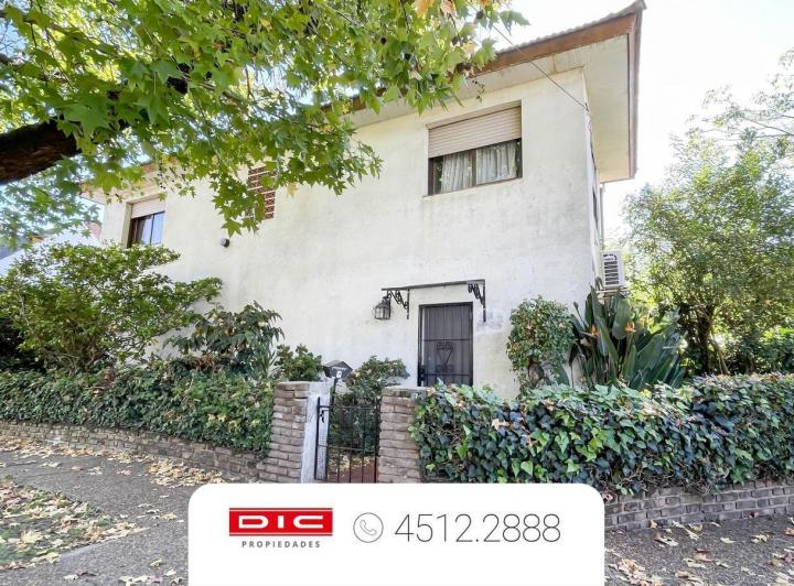 Casa · 100m² · 3 Ambientes · 1 Cochera