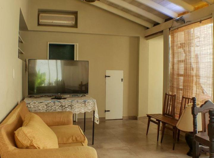 Casa · 95m² · 4 Ambientes · 3 Cocheras