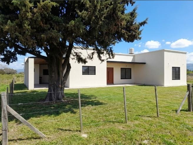 Casa · 150m² · 4 Ambientes · 1 Cochera