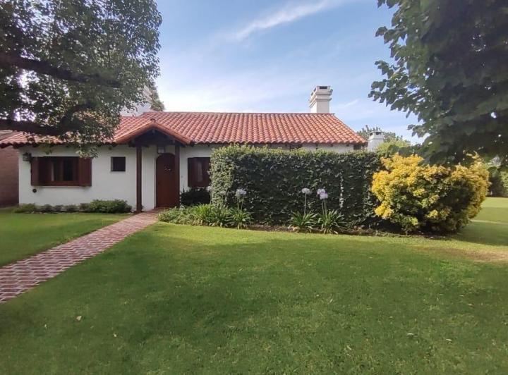 Casa · 120m² · 4 Ambientes
