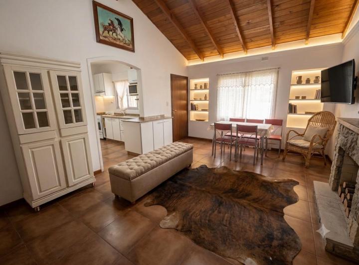 Casa · 54m² · 4 Ambientes · 1 Cochera