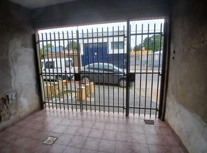 Casa · 200m² · 5 Ambientes · 1 Cochera