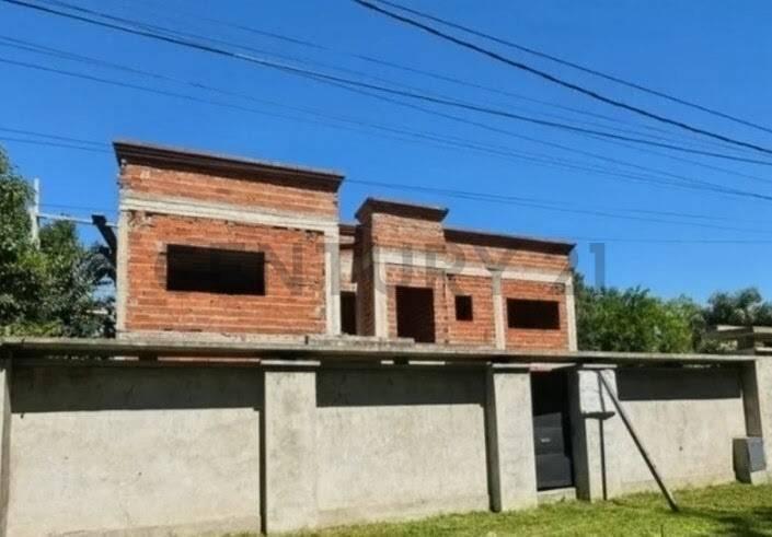 Casa · 310m² · 7 Ambientes · 2 Cocheras