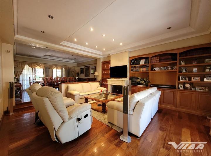 Casa · 416m² · 5 Ambientes