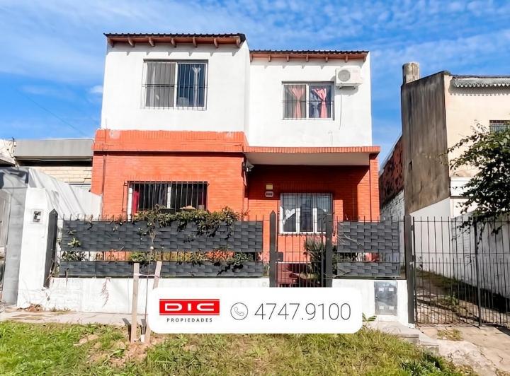 Casa · 102m² · 5 Ambientes