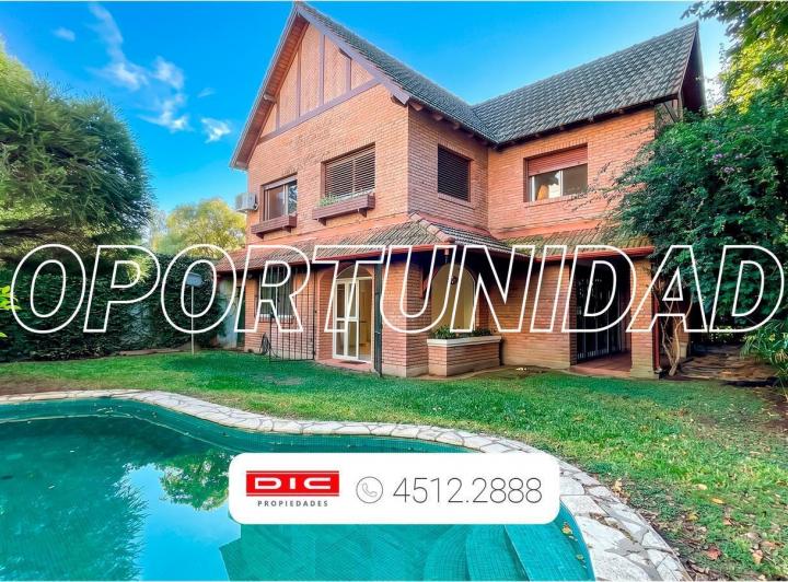 Casa · 315m² · 6 Ambientes · 2 Cocheras