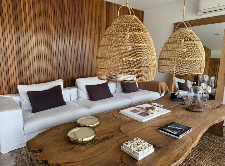 Casa · 230m² · 5 Ambientes · 1 Cochera