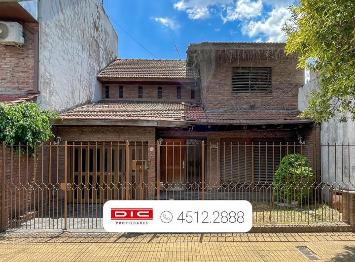 Casa · 183m² · 7 Ambientes