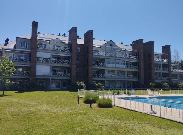 Departamento · 84m² · 2 Ambientes · 1 Cochera
