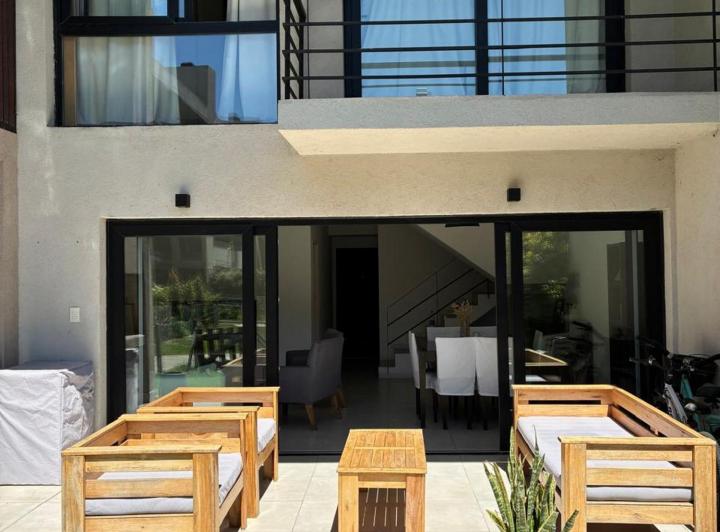 Departamento · 105m² · 4 Ambientes · 2 Cocheras