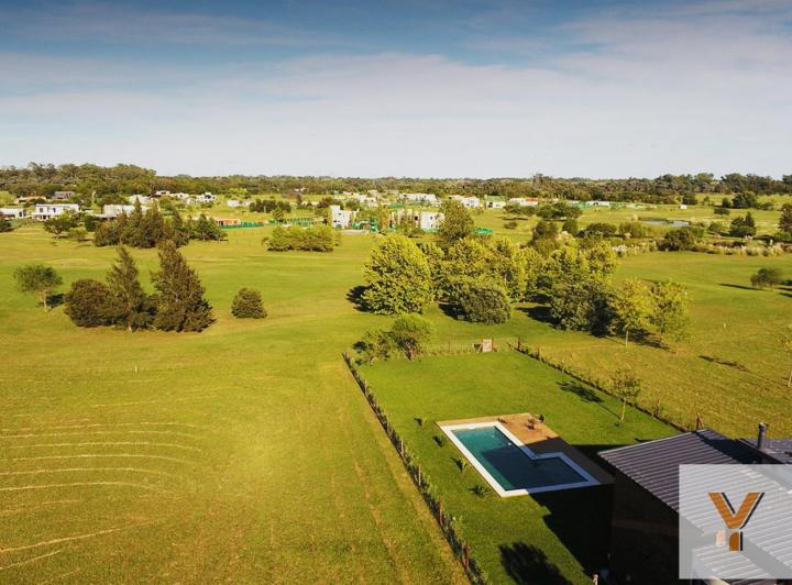 Terreno · 1261m²