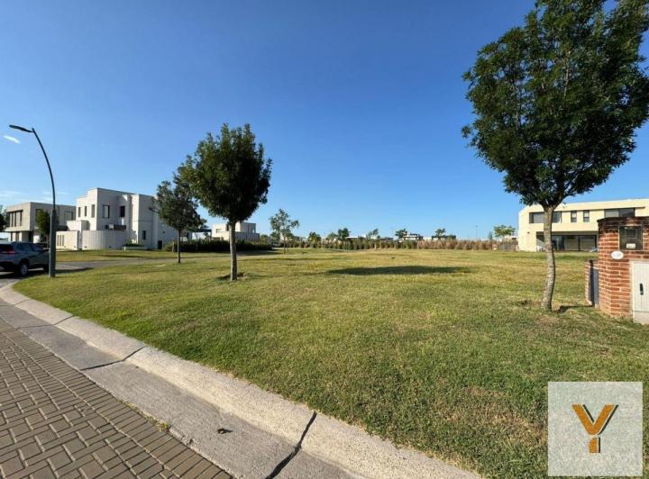 Terreno · 603m²