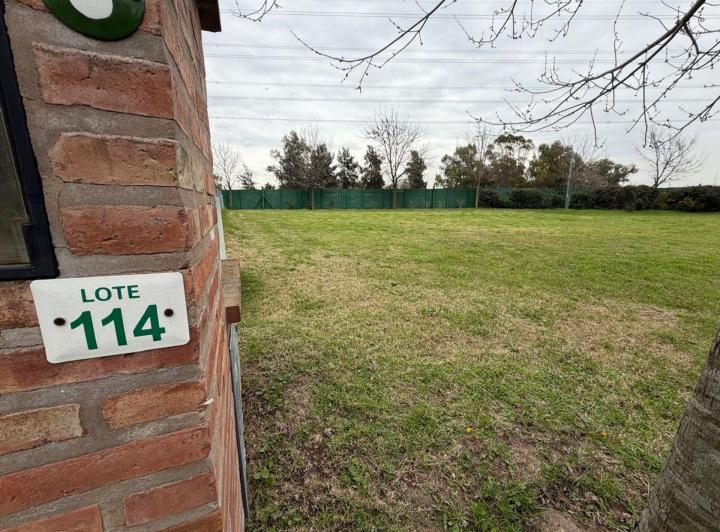 Terreno · 656m²