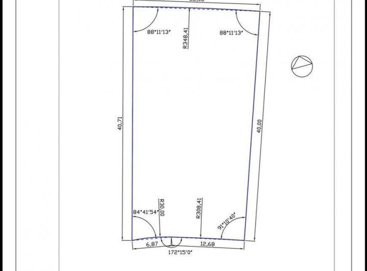 Terreno · 833m²