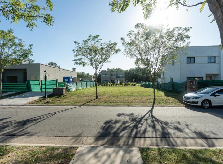 Terreno · 526m²