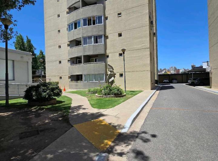 Departamento · 76m² · 2 Dormitorios