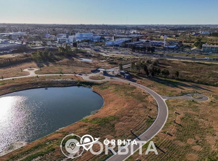 Terreno · 665m²